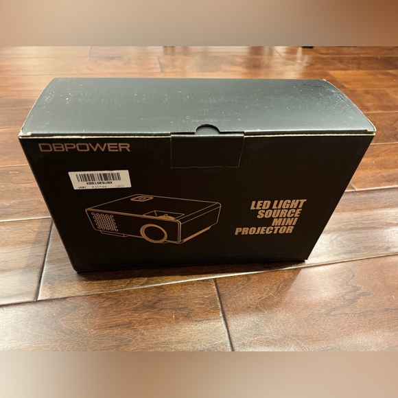DBPOWER Mini Projector RD-810 - Picture 1 of 4